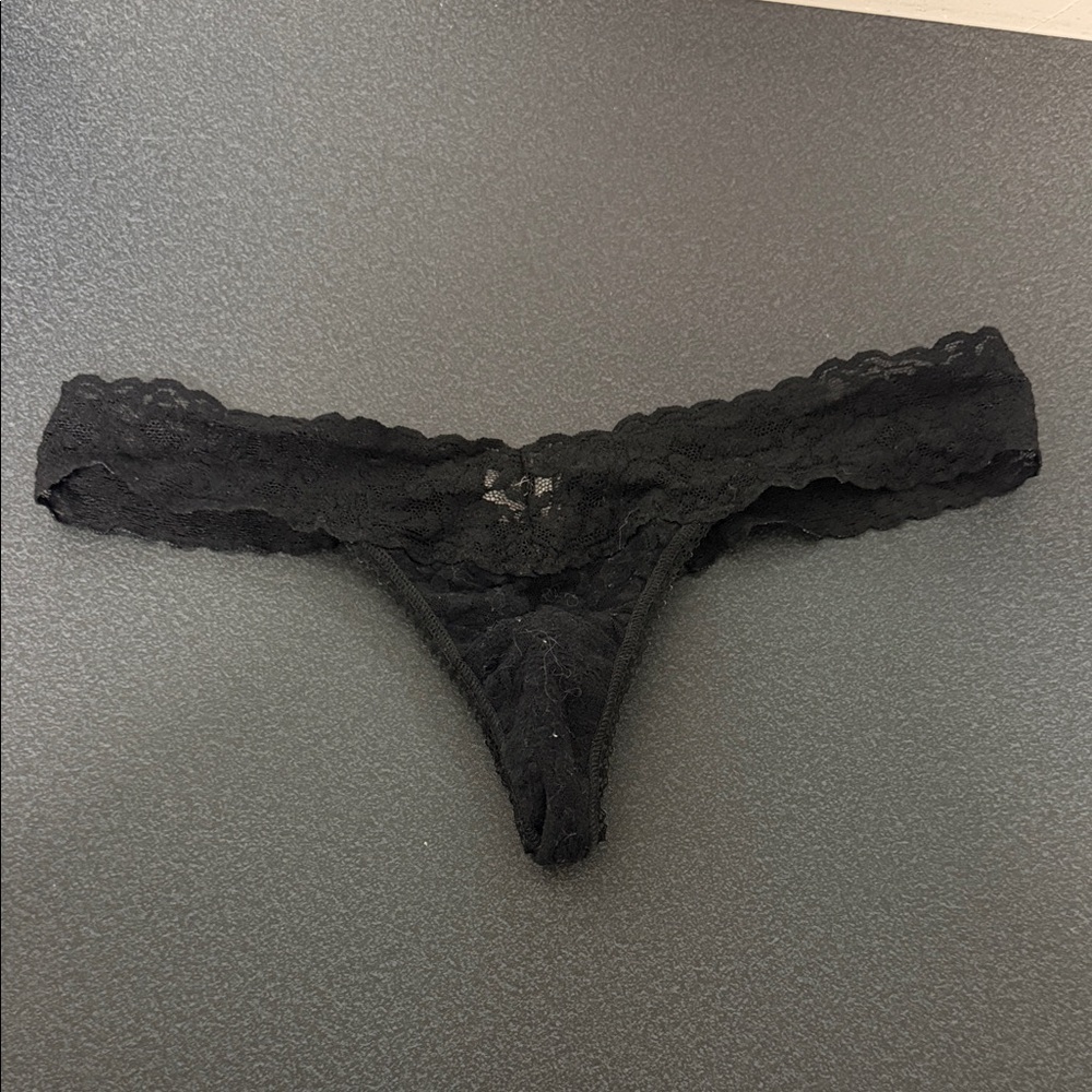 Hanky Panky Black Lace Thong